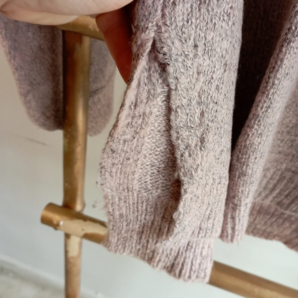 Embroidered Floral Oversized Sweater - Picture 8 of 17